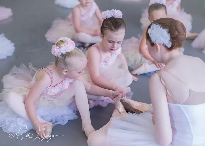 Studio Arts For Dancers Picture 6