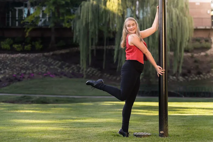 Artistic Dance Unlimited Picture 2