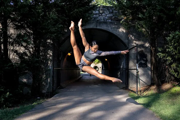 Artistic Dance Unlimited Picture 4