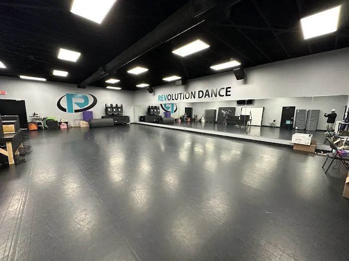 Revolution Dance Picture 3