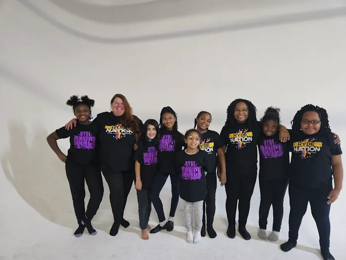 Royal YOUth Dance Ensemble Picture 4
