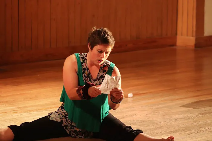 Circle Modern Dance Picture 7