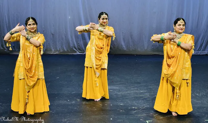 Geet-Rung Academy of Kathak Picture 4