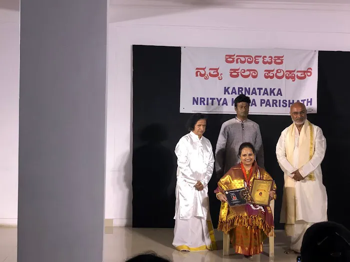 Bharatha Darshana Cumming Picture 6