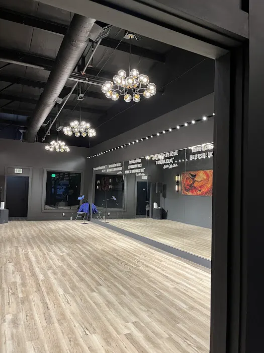 Ballis Dance Studio Picture 3