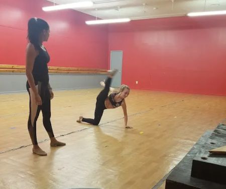 Melanie Paschal's Dance