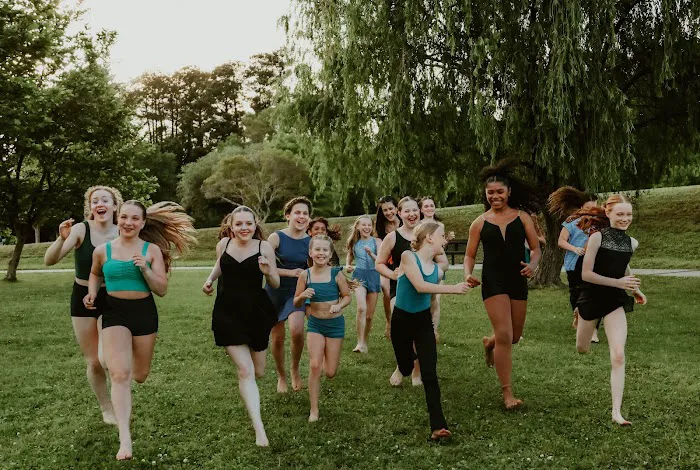 Riverwalk Dance Collective Picture 1