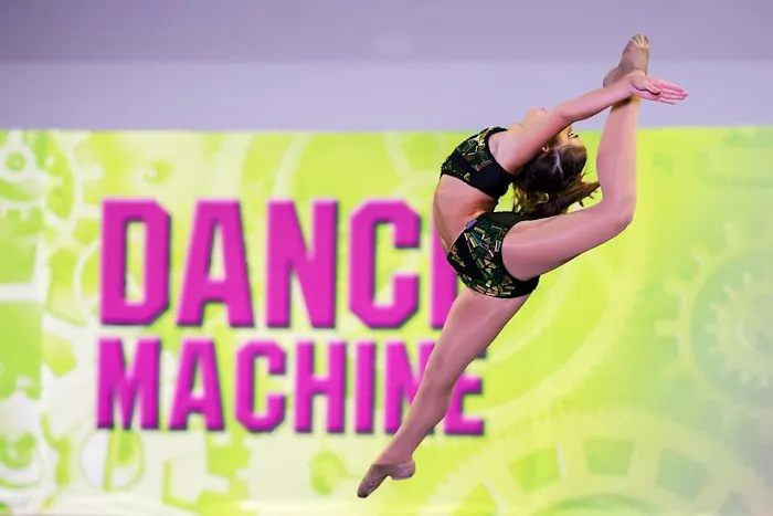 Mindy's Dance Attack Picture 10