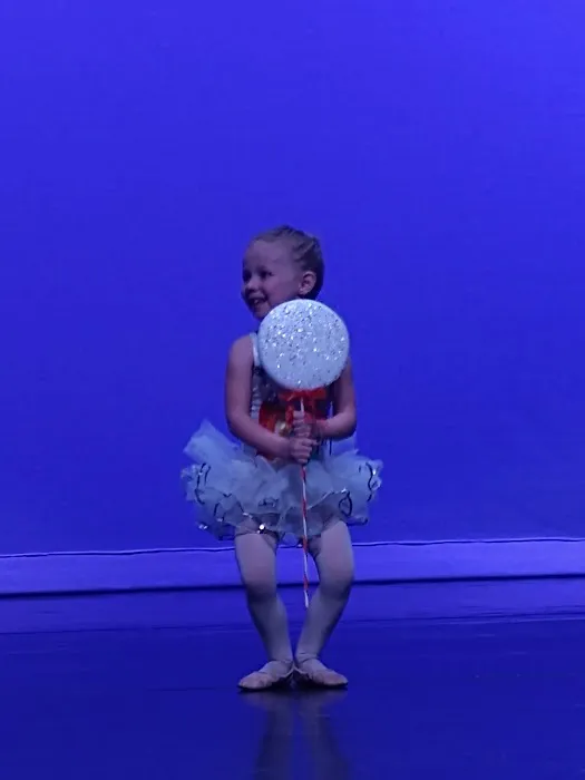 A Dancer's Place Picture 3