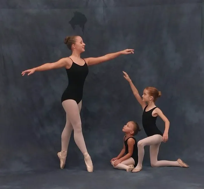 A Dancer's Place Picture 7