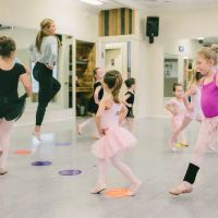 Makers Ekklesia Dance Collective ico