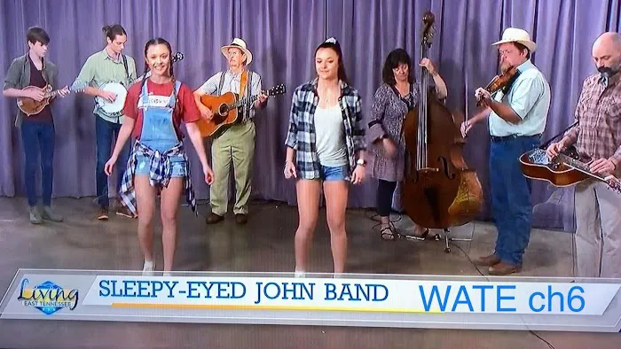 Sleepy-Eyed John's Music and Clogging Picture 5