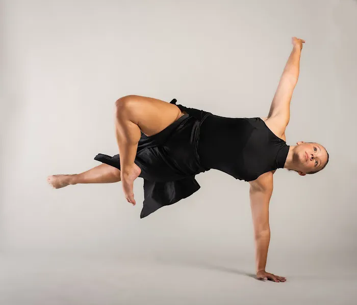 Go Contemporary Dance Works Picture 2