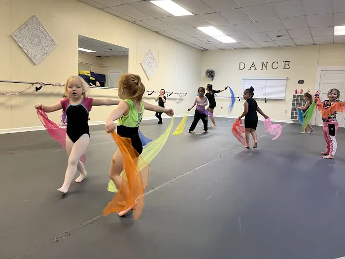Miss Chloe’s School of Dance Picture 1