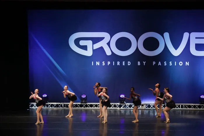Dance Academy Picture 3