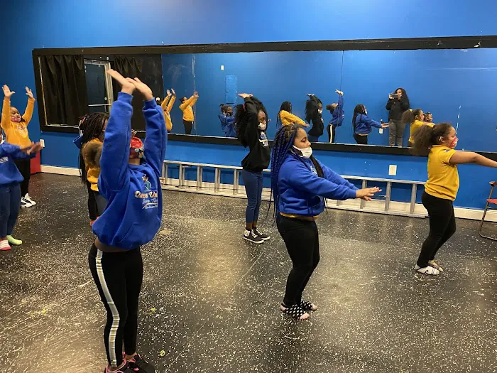Queens United Dance Studio Picture 8