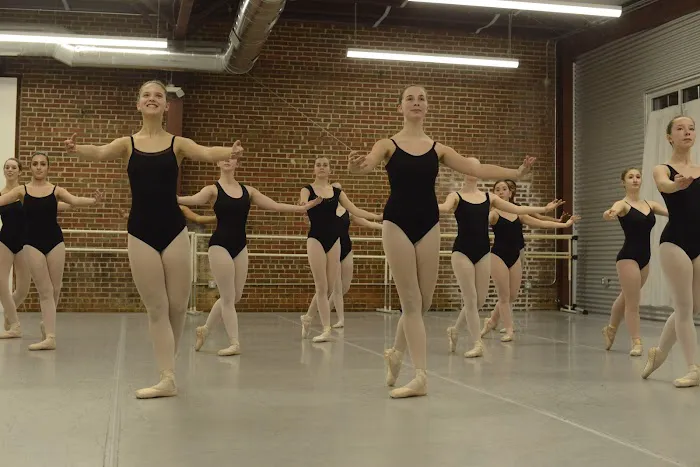 Dance Foundry Picture 4