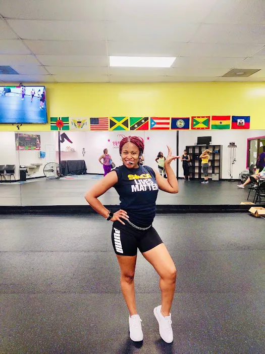 KITTNESS DANCE FITNESS STUDIO Picture 9