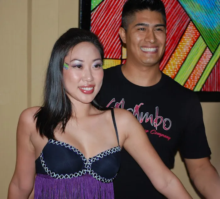 Salsambo Dance Lessons Picture 10