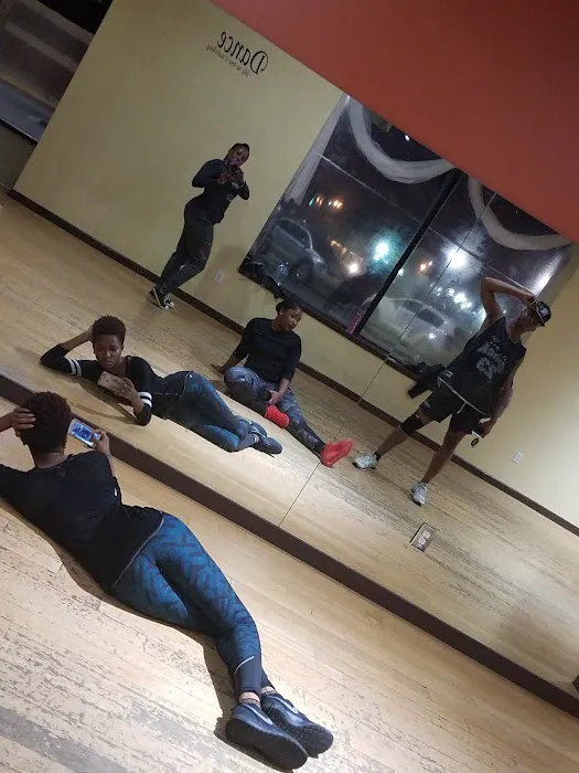 Phusion Dance Picture 1