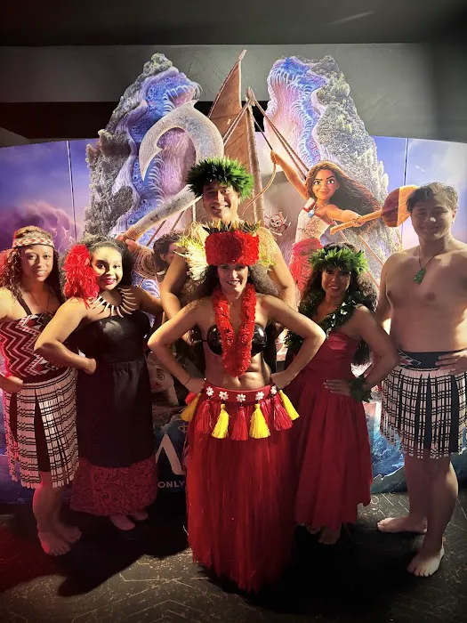 Dawn Mahealani Douglas and Mahealani's Polynesian Entertainment Picture 3