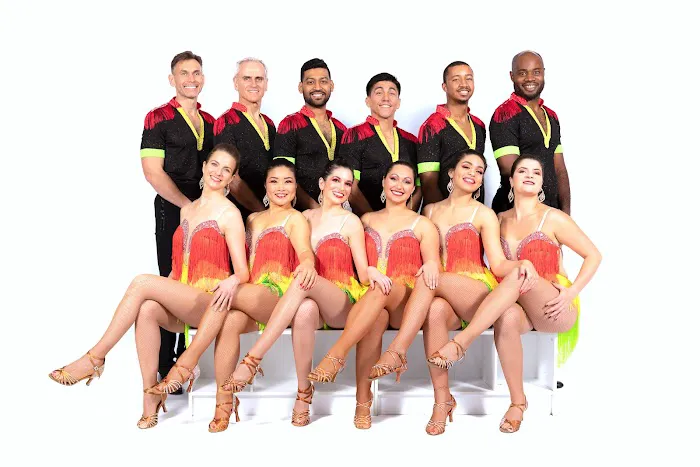 PASOFino Salsa & Bachata Dance Studio Picture 9