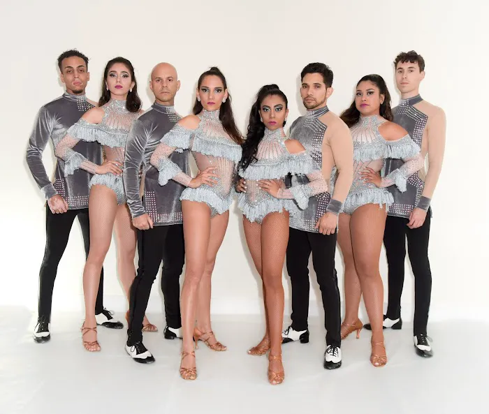 PASOFino Salsa & Bachata Dance Studio Picture 7