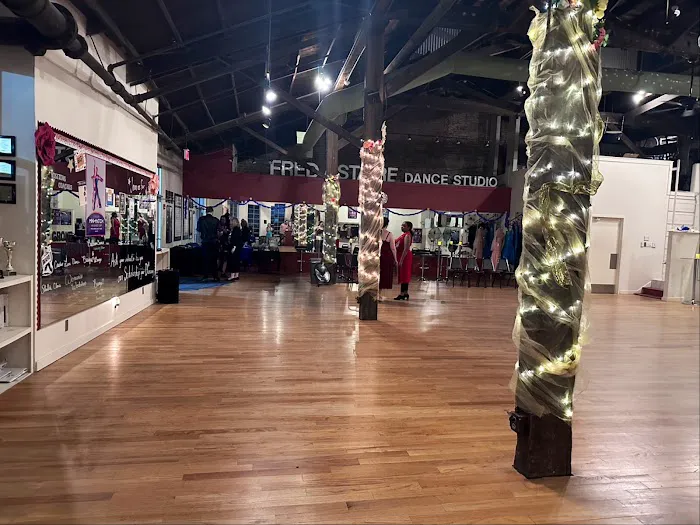 Fred Astaire Dance Studios Picture 2