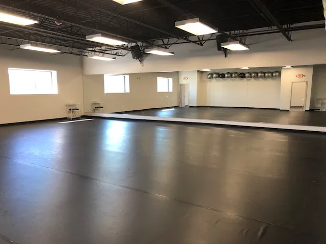 Elite Studios Picture 9