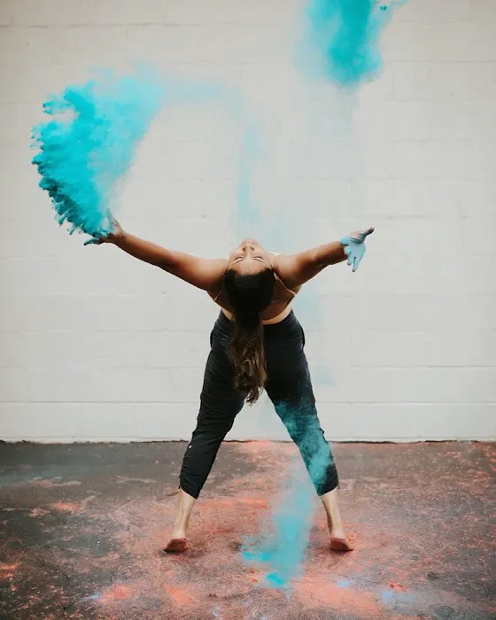 Luma Dance & Acrobatics Studio Picture 4