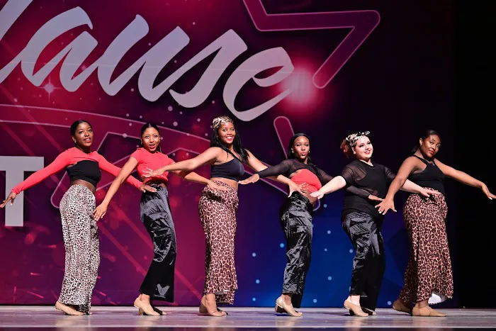 Movement Dance Complex Picture 2