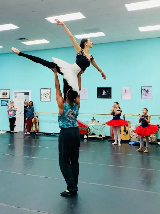 Southern Arc Dance Picture 6