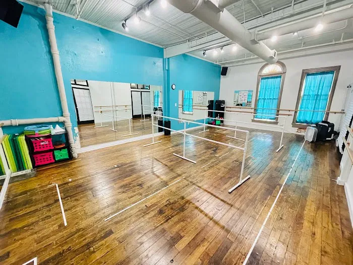 Kyle Kahn Studios Dance Excellence Picture 7