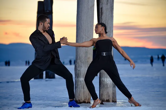 Fuego Y Hielo Dance Company Picture 6