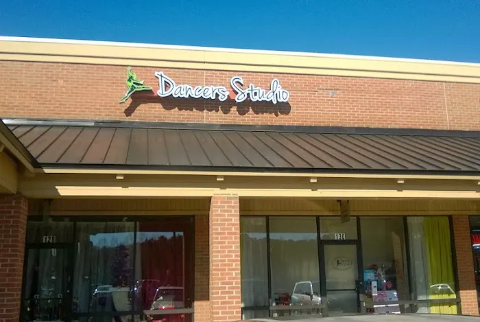 The Dancers Studio Picture 1