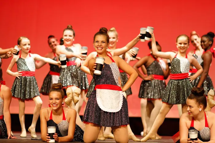 The Dancers Studio Picture 7