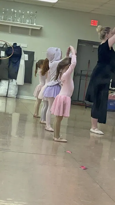 Steps Dance Center Picture 3