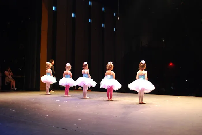 Sandy Springs School of Dance and Performing Arts Picture 1