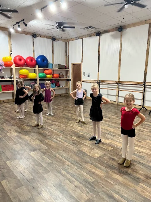 Dance Collective Picture 6