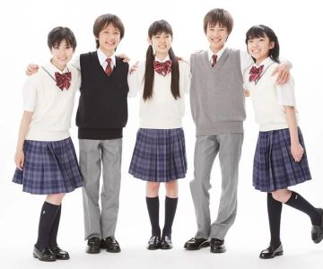 Do Japanese Schools Have School Dances? A Cultural Look at Student Events