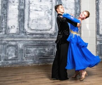 Top 10 Waltz Moves Step by Step Guide