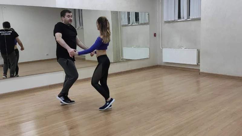 Top 10 Bachata Moves That Boost Confidence