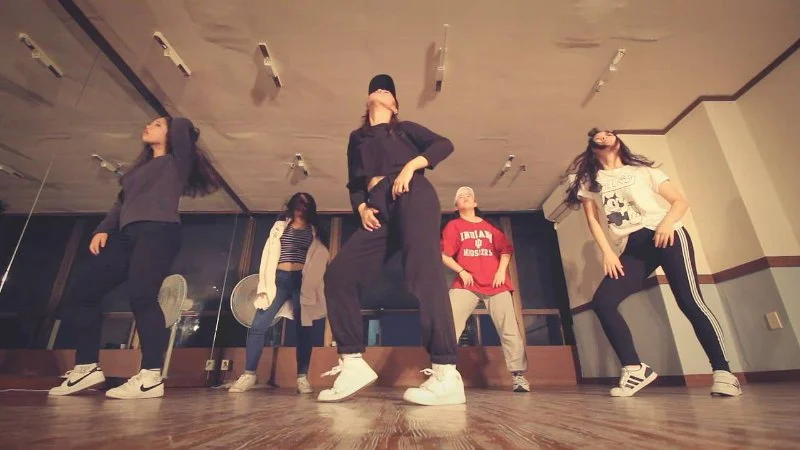 Hip Hop Step by Step Guide: Everything You Should Know