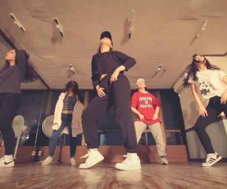 Hip Hop Step by Step Guide: Everything You Should Know