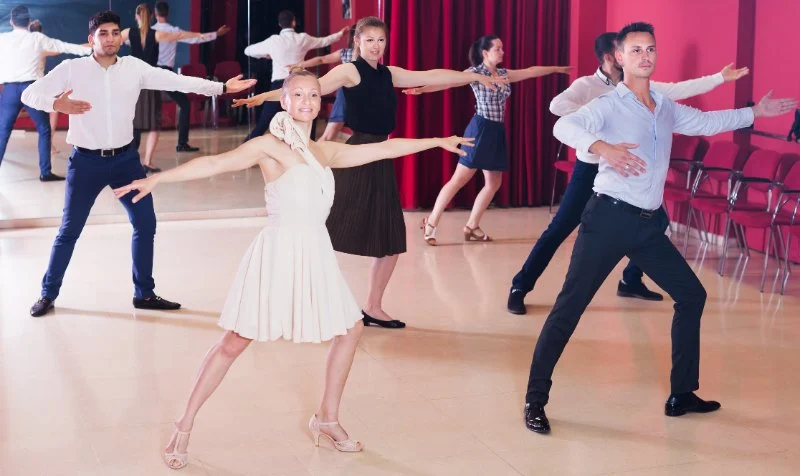 Ballroom Dance for College Students: Tips from Experts