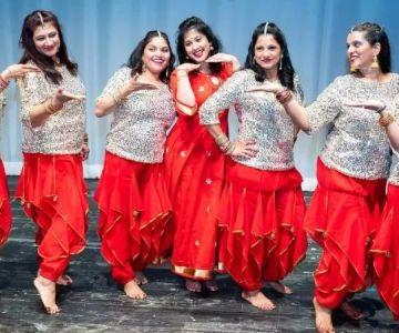 Why Bollywood Dance Is Popular to Try in 2025