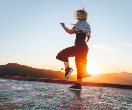 The History of Shuffle Dance – Learn the Basics and More