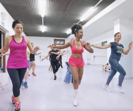 Why Samba Is a Popular Workout and Its Benefits for Fitness