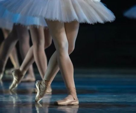 Ballet Cultural Origins: Common Mistakes to Avoid in Ballet Training