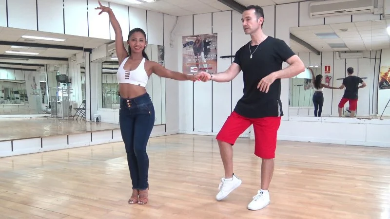 Bachata for College Students: Tips from Experts